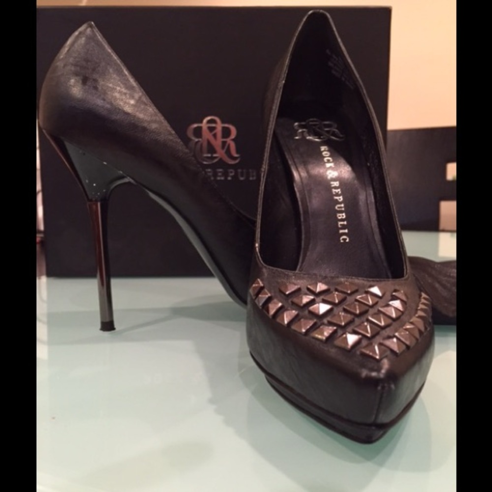 COPY - black stilettos heels with studs